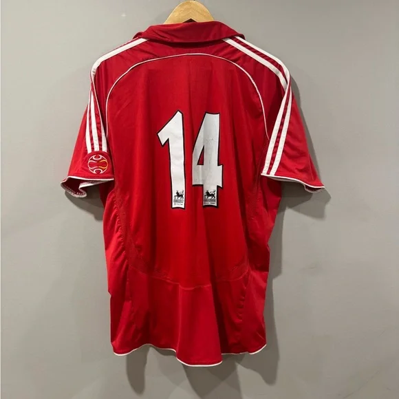 Liverpool FC Soccer Football Jersey - Picture 2 of 10